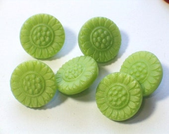 6 Beautiful Green Flower Buttons Vintage Glass 12mm Set Sewing Embellishment Buttons with shank