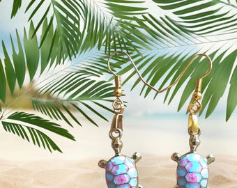 Turtle earrings, sea life earrings, beach earrings, drop earrings, dangle earrings, cute gift, holiday accessories, jewelry