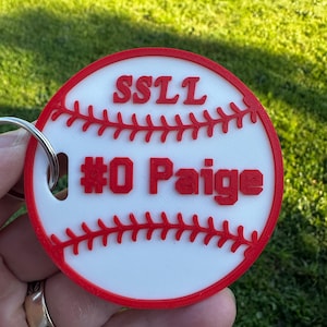 Personalisierte Baseball Taschenanhänger | Personalisierte Name Keychain | Sportrucksack ID-Tag | Softball/Baseball Geschenk für Spieler | Team Anhänger