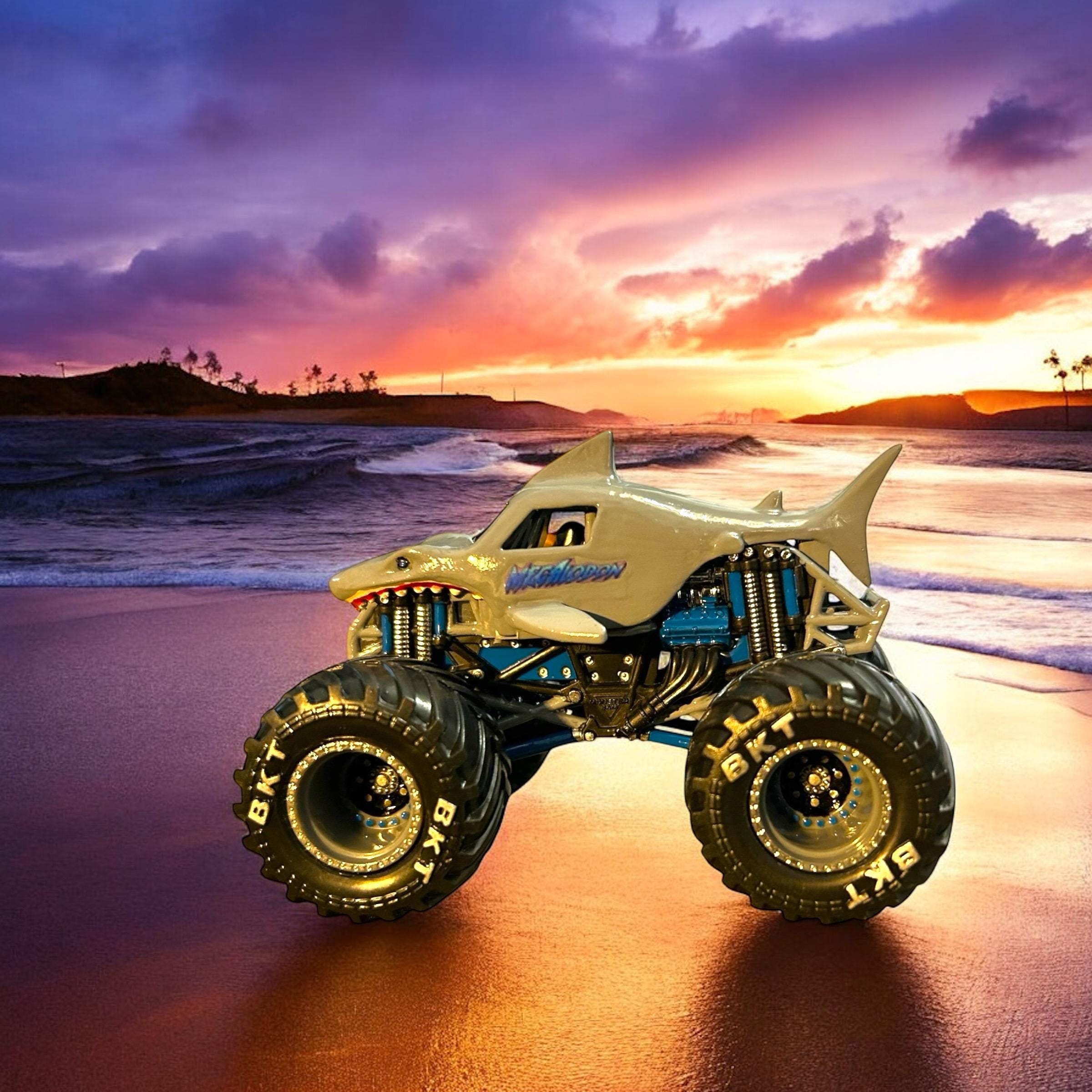 Custom Megalodon Monster Truck 1:64, Monster Jam, 1 of 1 item PLS READ