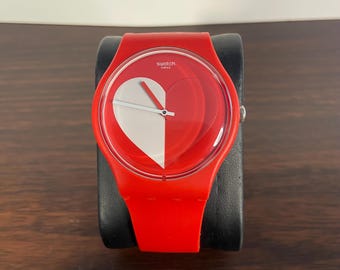 Swatch HALF <3 WHITE SO29Z112 – Unisex White Silicone Watch, 41mm, Quartz Movement, Minimalist Valentine Design