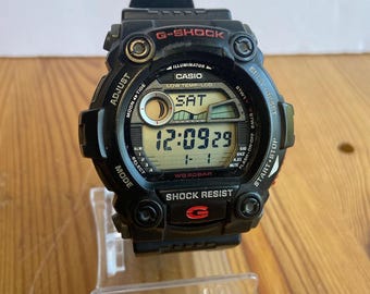 Casio G-Shock G7900-1 Men’s Digital Watch Chronograph Tide Moon Data Black Strap 46 mm Black and Red - New Battery