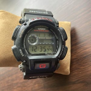 Vintage Casio G-Shock DW-9000 Illuminator Watch | Men&#39;s Digital Alarm Chronograph | 200M Water Resistant | Retro 90s Style