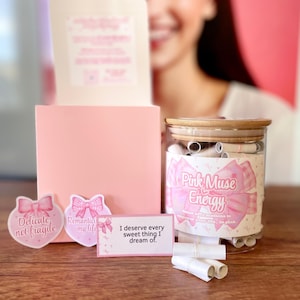 Smetti di pensare troppo e concentrati sul presente, affermazioni di empowerment per sentirsi belle e in forma, 101 citazioni per le donne, regalo per un'amica