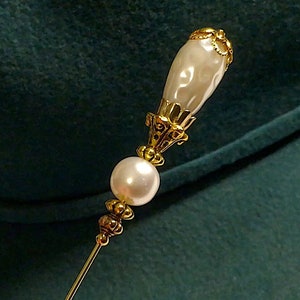 Hat With Pearls 