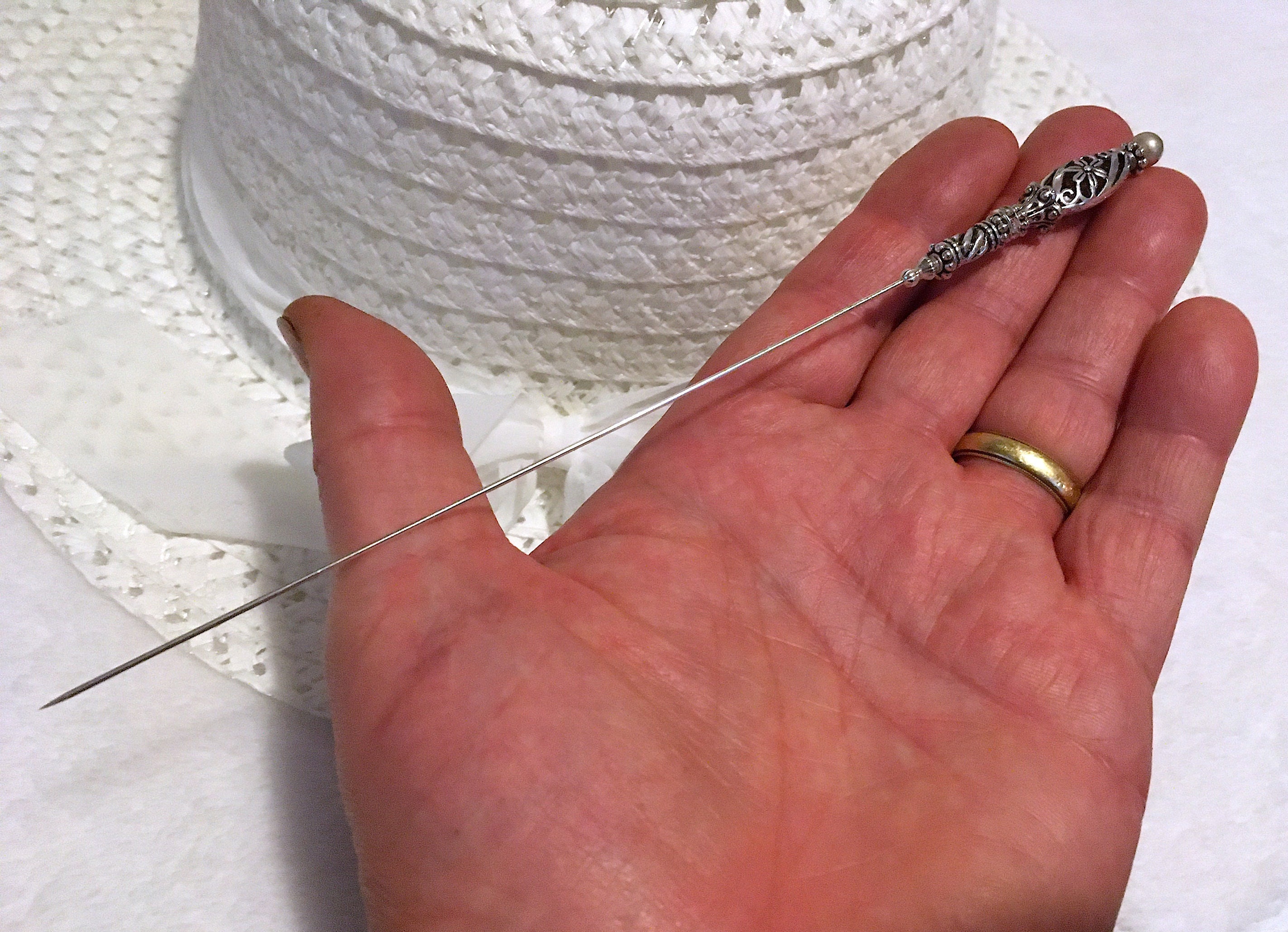 HATPIN With Rare TIBETAN PEWTER French Design - Silver 