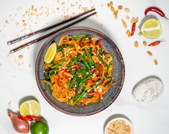 Pad Thai Box – Thainudlar med tamarindsås, jordnötter och lime | Original thailändsk matlagningskit