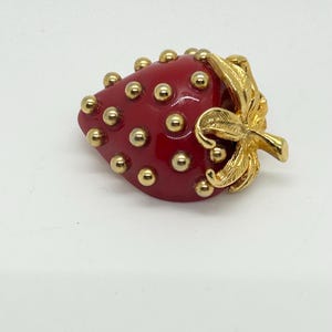 ヴィンテージ KJL ケネス ジェイ レーン エナメル ストロベリー ヴィンテージ KJL ケネス ジェイ レーン エナメル ストロベリー