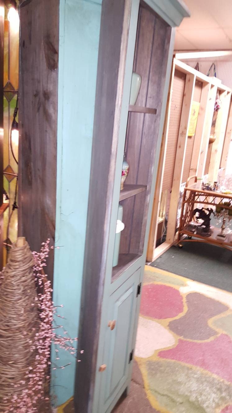 Esquina estilo granja muebles armario de almacenamiento de | Etsy