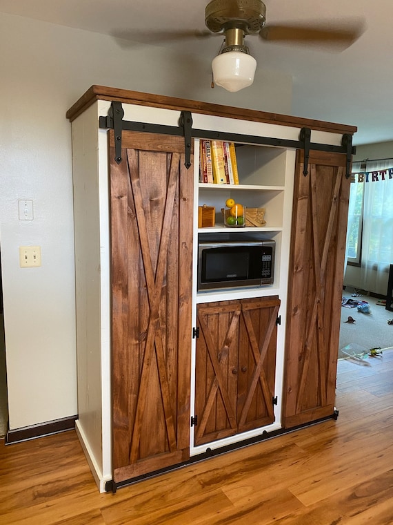 Rustic Farmhouse Kitchen Island With Drawers & Barn Doors