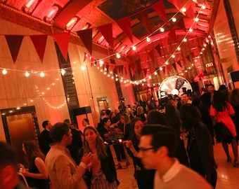 Statement Solid Color Fabric Bunting Garland — 9ft Textile Strand for Events, Home Styling, Nurseries & Photo Backdrops