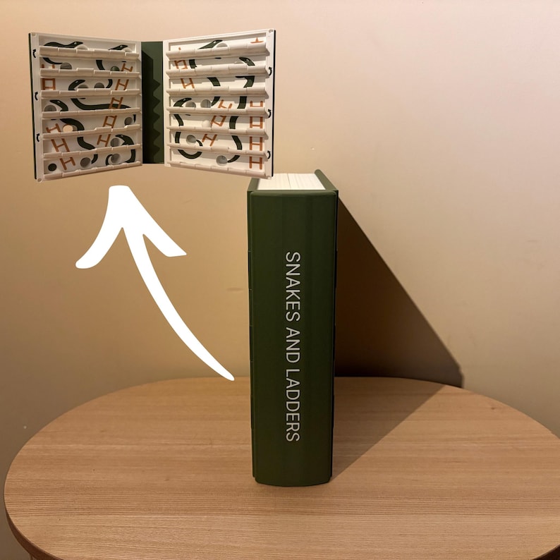 以下が含まれることがあります： クリーム、ライトグレー、ダークグレーの3色の、つや消し仕上げの陶器製マグカップのセット。各マグカップはシンプルでミニマリストなデザインで、コーヒーや紅茶に最適です。