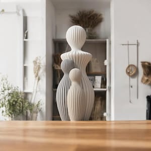 Family statue, Family sculpture, Custom family, Modern statue decor, Mother and child, Contemporary art, Mothersday gift, unique mom gifts