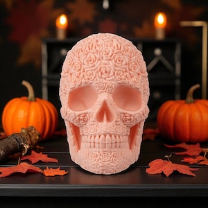 Bloom of Doom Floral Skull | Gothic Rose Skull Decor, Halloween Centerpiece, Romantic Macabre Sculpture, Unique Goth Gift (14×11×16 cm)