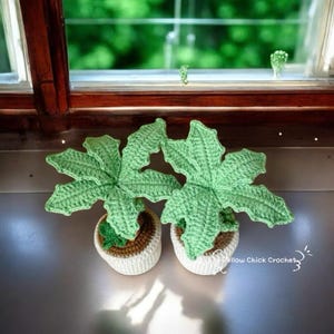 Mini Crochet Palm Tree, Handmade Desk Plant Decor, Tree lover, Mother's Day Gift, Easter Gift image 2
