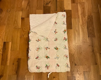 Vintage Disney Crib Quilt Blanket – Mickey Mouse, Donald Duck & Goofy – 1970s