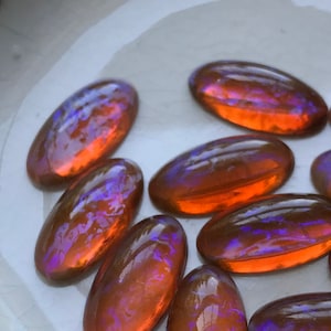 Vintage Dragons breath Cabochons, 14x7mm Dragons Breath, Mexican fire polished Cabochons, opalescent, Gold glitter #B216D