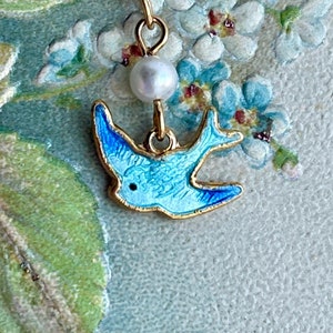 Sarah Coventry Necklace - Bird bird of happiness Necklace - Love Birds Necklace, love birds necklace, enameled bird necklace