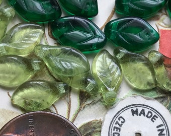 Czech glass leaves,Sage Green Leaves, Vintage Leaf Beads, emerald leaves, 7x12, 10pcs