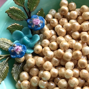 Vintage Cherry Brand Glass Beige Satin AB 6mm Baroque Beads, Miriam Haskell Gold Pearl Beads, Lariat beads, CHAMPAGNE Beads  #B196
