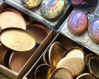 Brass Bezel Settings, 18x13, 14x10, Vintage Bezel Settings, Brass Sawtooth, Bezel Settings, Oval Bezels, Vintage Settings, Cabochon Settings