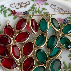 Bezel link Connectors, Gold plated Connectors, Cherry red Connectors, Emerald Bezel connectors, 6pcs, 9x12mm, Bezel connectors, Castelcore