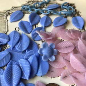 Vintage Czech glass leaves, Opaque blue Leaves, Vintage Leaf Beads, Pink Czech Glass beads, Pressed Drops, Assemblage, vintagerosefindings