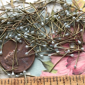 Miriam Haskell Headpins, Vintage Light green Headpins, Tiny Headpins, Wire headpins, Tiara accessories, Vintagerosefindings