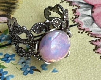 Ornate Filigree Ring with harlequin stone