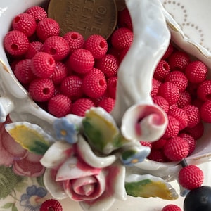 6mm, Red Ribbed Beads, VINTAGE, 20pcs, Acrylic