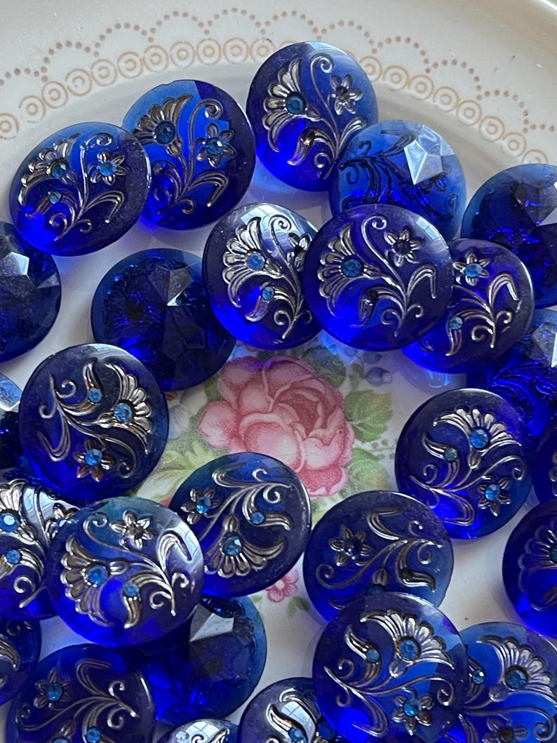 Luminous Blue Cabochon, Vintage Cobalt Glass Jewels, 22mm, Sterling inlay, Rhinestone Floral Glass, Pointed Back, Inlay Flower, Etched image 4