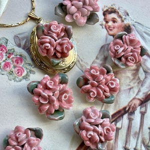 Blush pink Flower Cabochons, VINTAGE, Made in Japan, 2ps, Cottagecore, Rose Cabochons, Porcelain Flowers, Floral Cabochons, Flower Beads