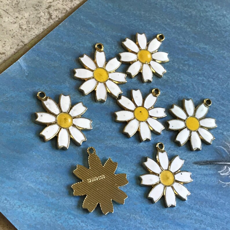 Sarah Coventry Daisy Charms, 4pcs, NOT PERFECT image 6