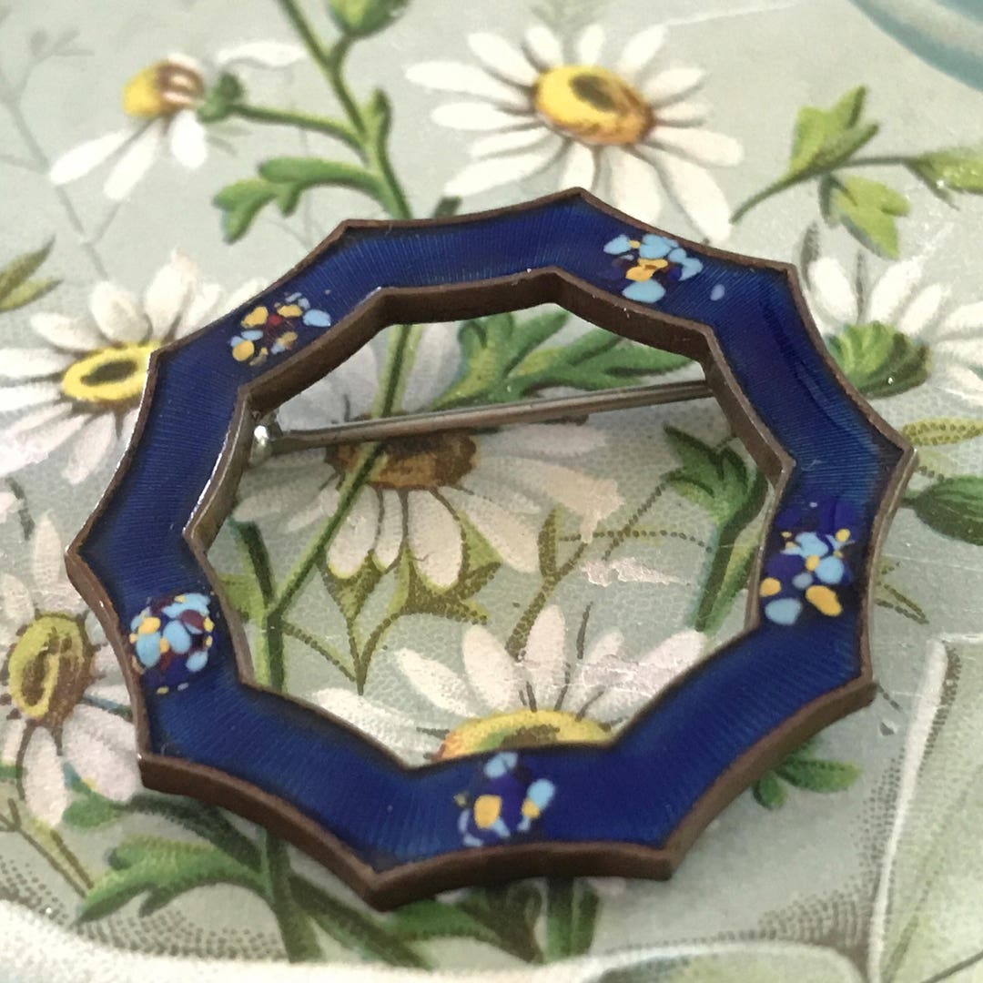 Sarah Coventry - Top Atomic Vintage Jewelry and Accessories Sarah Coventry - Top Atomic Vintage Jewelry and Accessories