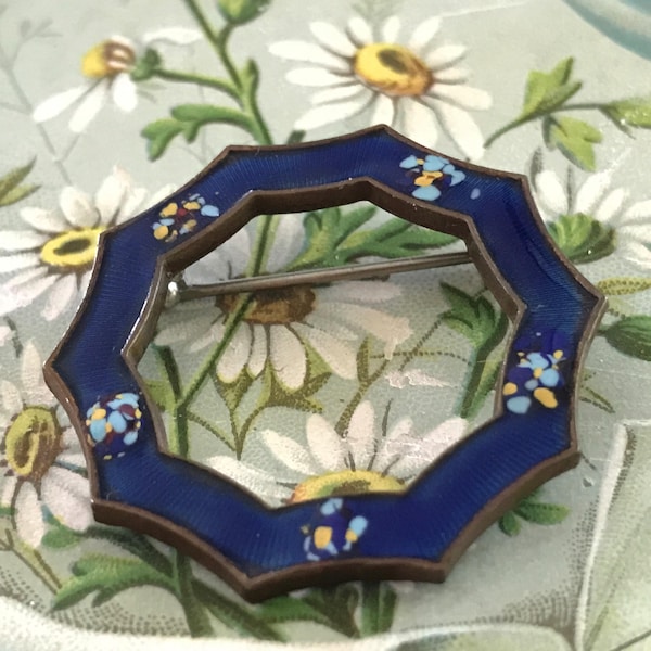 Sarah coventry Vintage guilloche Brooch