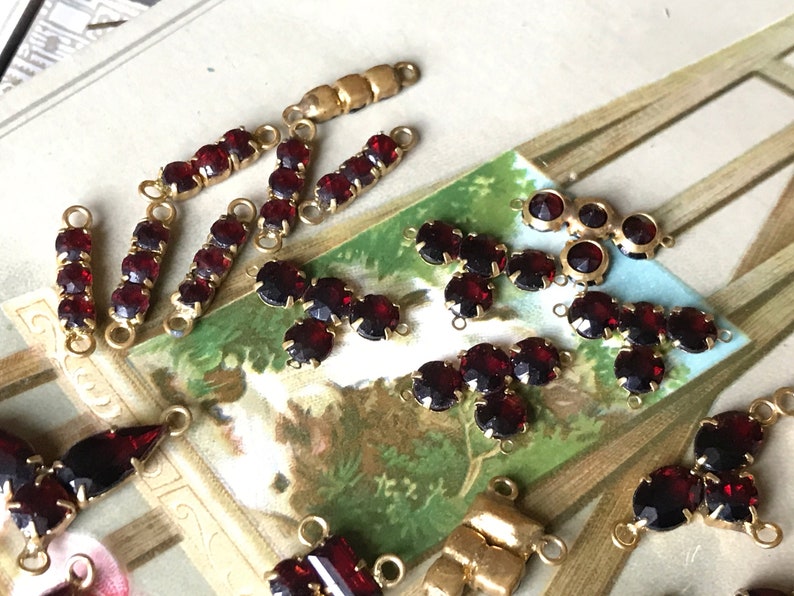 Swarovski Connectors, Garnet stones connectors, Red Rhinestone Connectors, Ruby, Garnet Red Connectors, Vintagerosefindings immagine 5