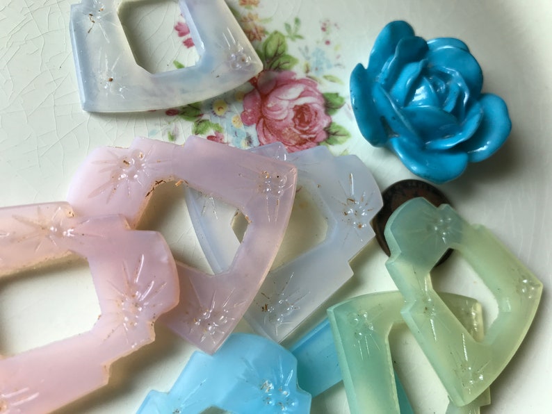 Vintage Glass Frame Beads, Shabby Chic Glass Frames, Japan Beads, Pastel Glass Jewelry Findings, Glass Connectors, Pressed Glass, image 7