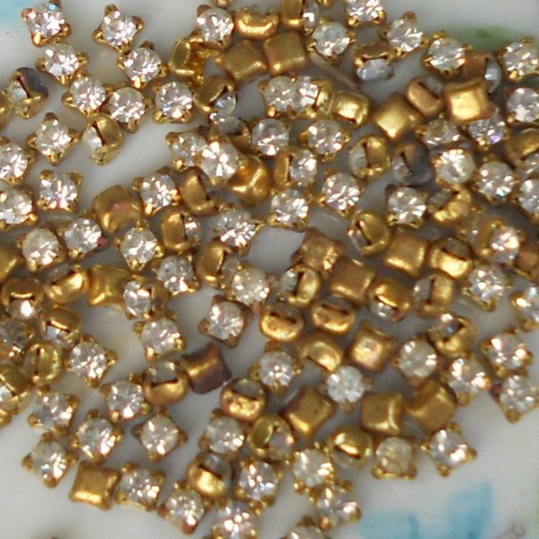 25 Vintage square rhinestones, 2mm or 3mm