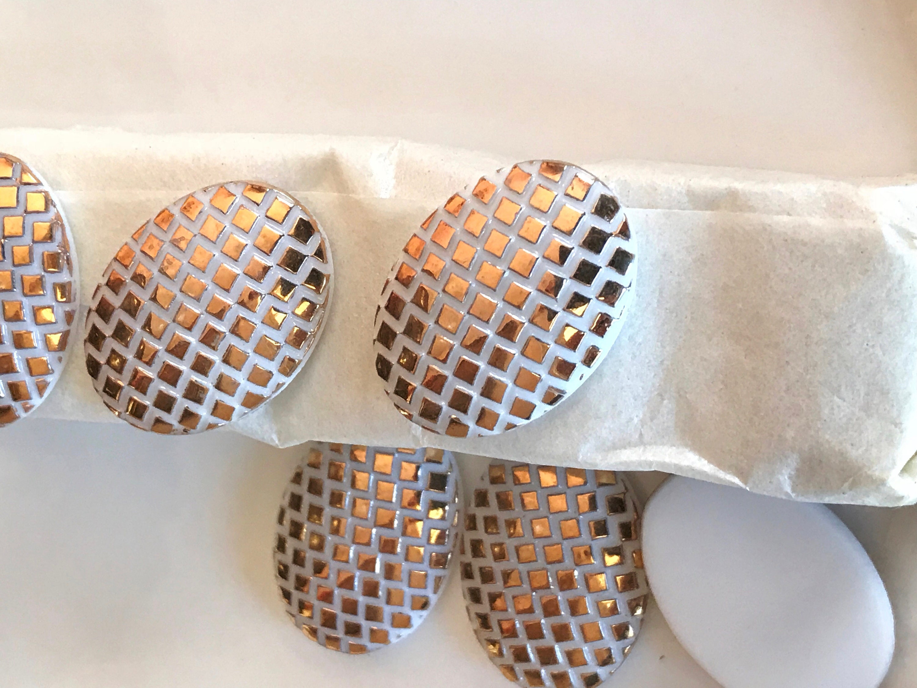 Geometric Cabochons, Minimalist, Vintage Oval Glass, Gold and White ...
