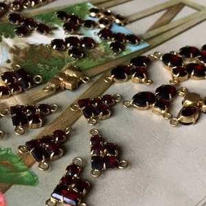 Swarovski Connectors, Garnet stones connectors, Red Rhinestone Connectors, Ruby, Garnet Red Connectors, Vintagerosefindings immagine 4