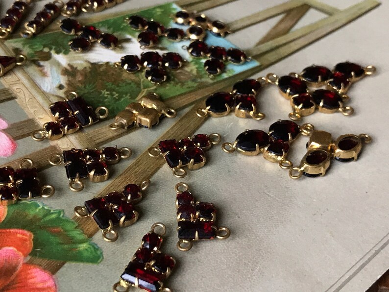 Swarovski Connectors, Garnet stones connectors, Red Rhinestone Connectors, Ruby, Garnet Red Connectors, Vintagerosefindings immagine 4