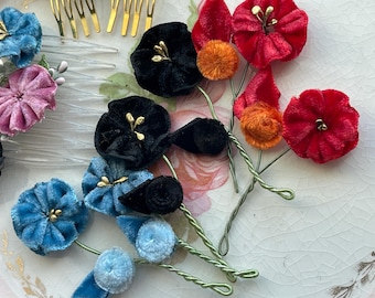millinery flowers, millinery, Millinery supply,  flower crown, vintage millinery, vintage millinery flowers. Western Germany, Velvet posy