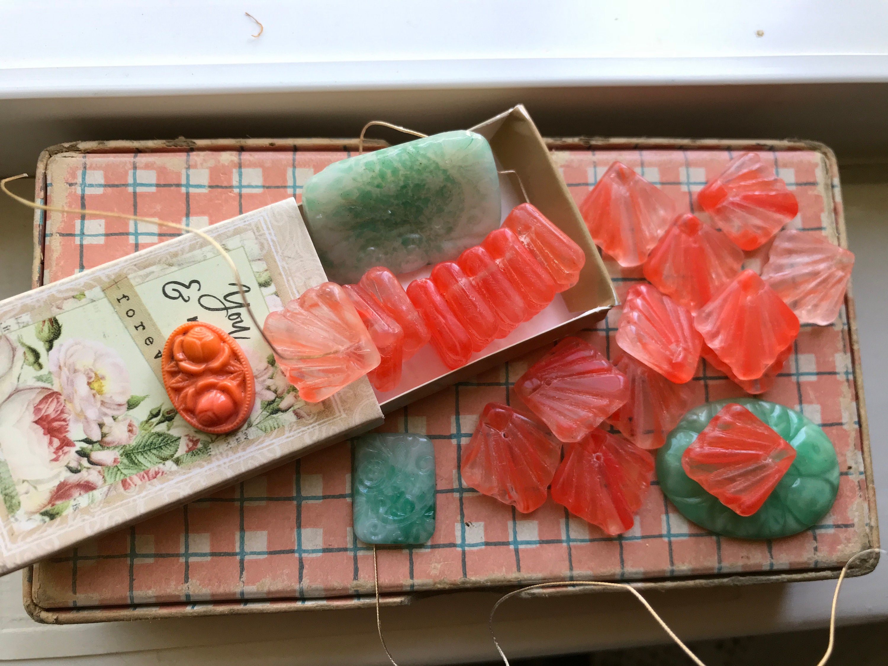 Art Deco beads, Fan Beads, Orange Glass Shell beads, , Givre Beads, S…