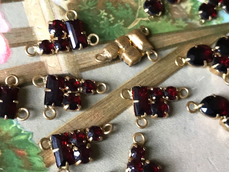 Swarovski Connectors, Garnet stones connectors, Red Rhinestone Connectors, Ruby, Garnet Red Connectors, Vintagerosefindings immagine 9