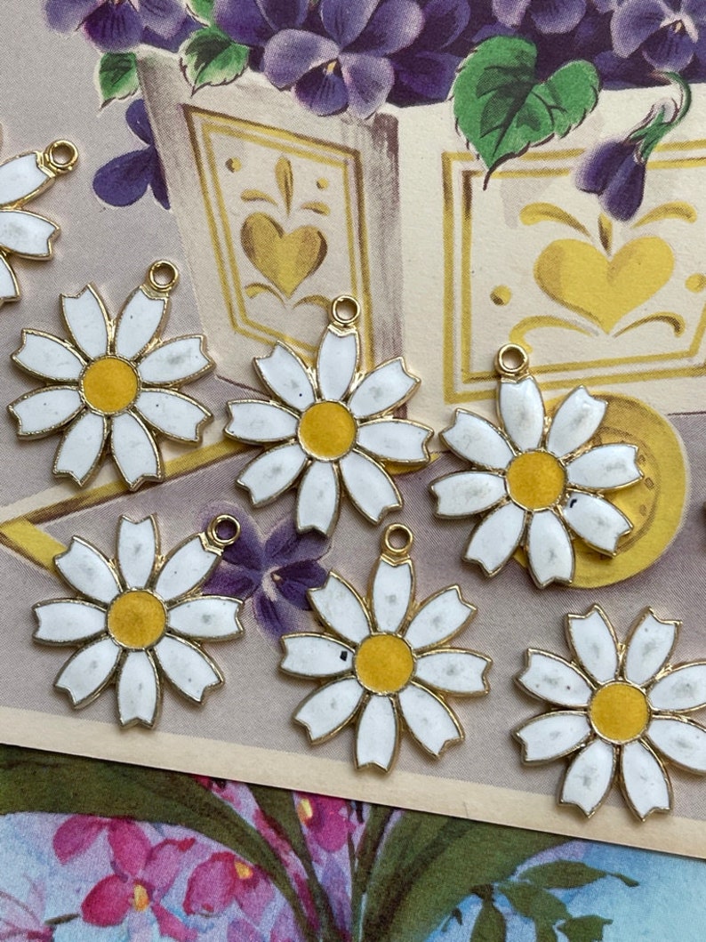 Sarah Coventry Daisy Charms, 4pcs, NOT PERFECT image 8