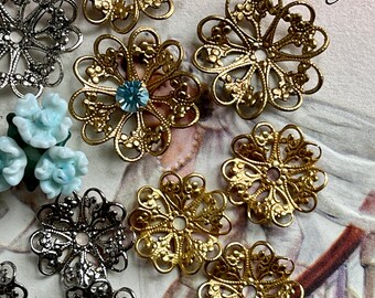 Vintage Filigree Flower Stamping, Miriam Haskell 4 pcs