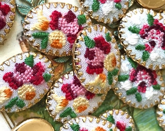Embroidered Cabochons - Hobe - 14x19mm - Vintage Supplies - Cottagecore jewelry, Embroidery Jewelry - Dollhouse pictures, Dollhouse painting