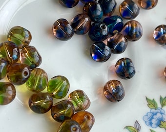 Vintage Beads - Dragons breath - 3 sided beads, 8mm, Pinch beads Fire polished - Glass Beads