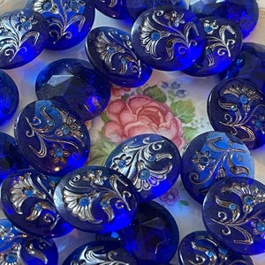 Luminous Blue Cabochon, Vintage Cobalt Glass Jewels, 22mm, Sterling inlay, Rhinestone Floral Glass, Pointed Back, Inlay Flower, Etched image 5