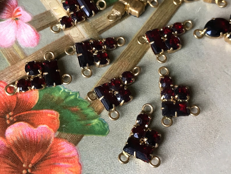 Swarovski Connectors, Garnet stones connectors, Red Rhinestone Connectors, Ruby, Garnet Red Connectors, Vintagerosefindings immagine 7